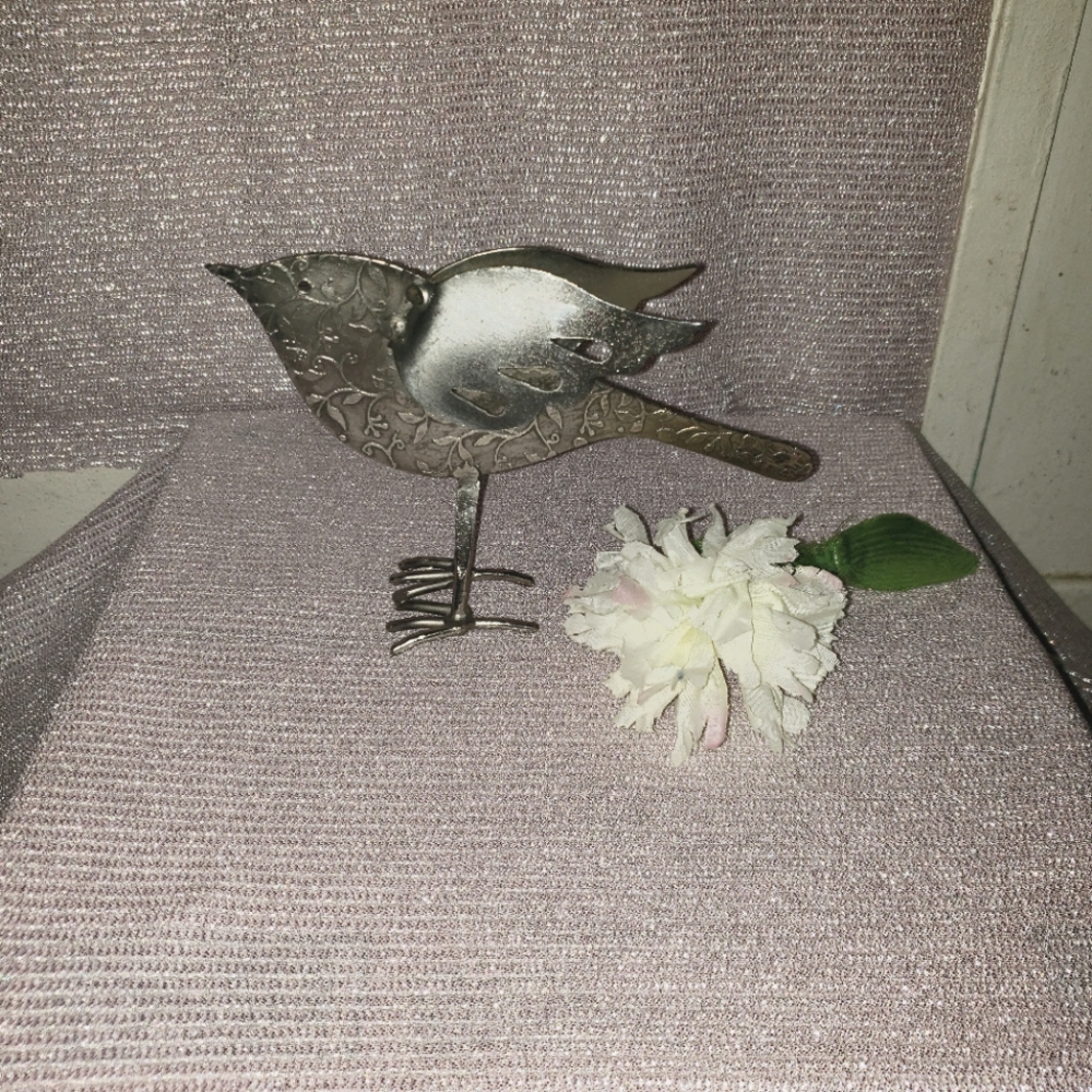 Silver Bird decor. 🐦🕊